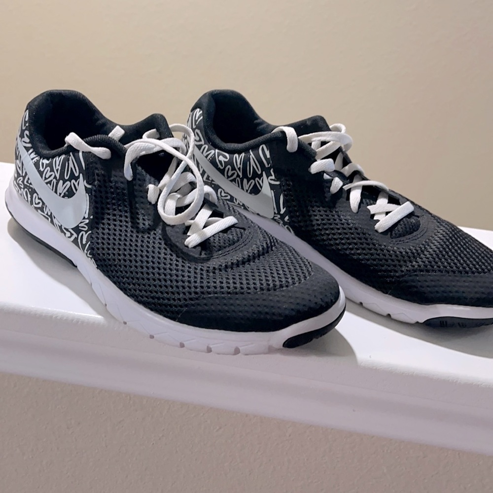Nike Black and white shoes